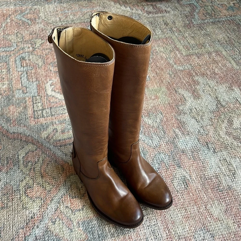 Frye Melissa Button Back Zip